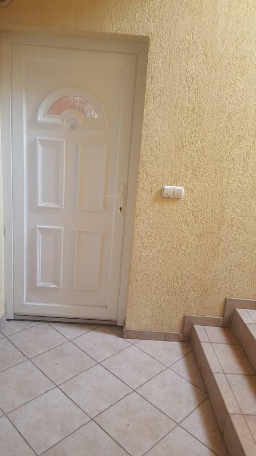 Kristaly Apartman 세게드 외부 사진